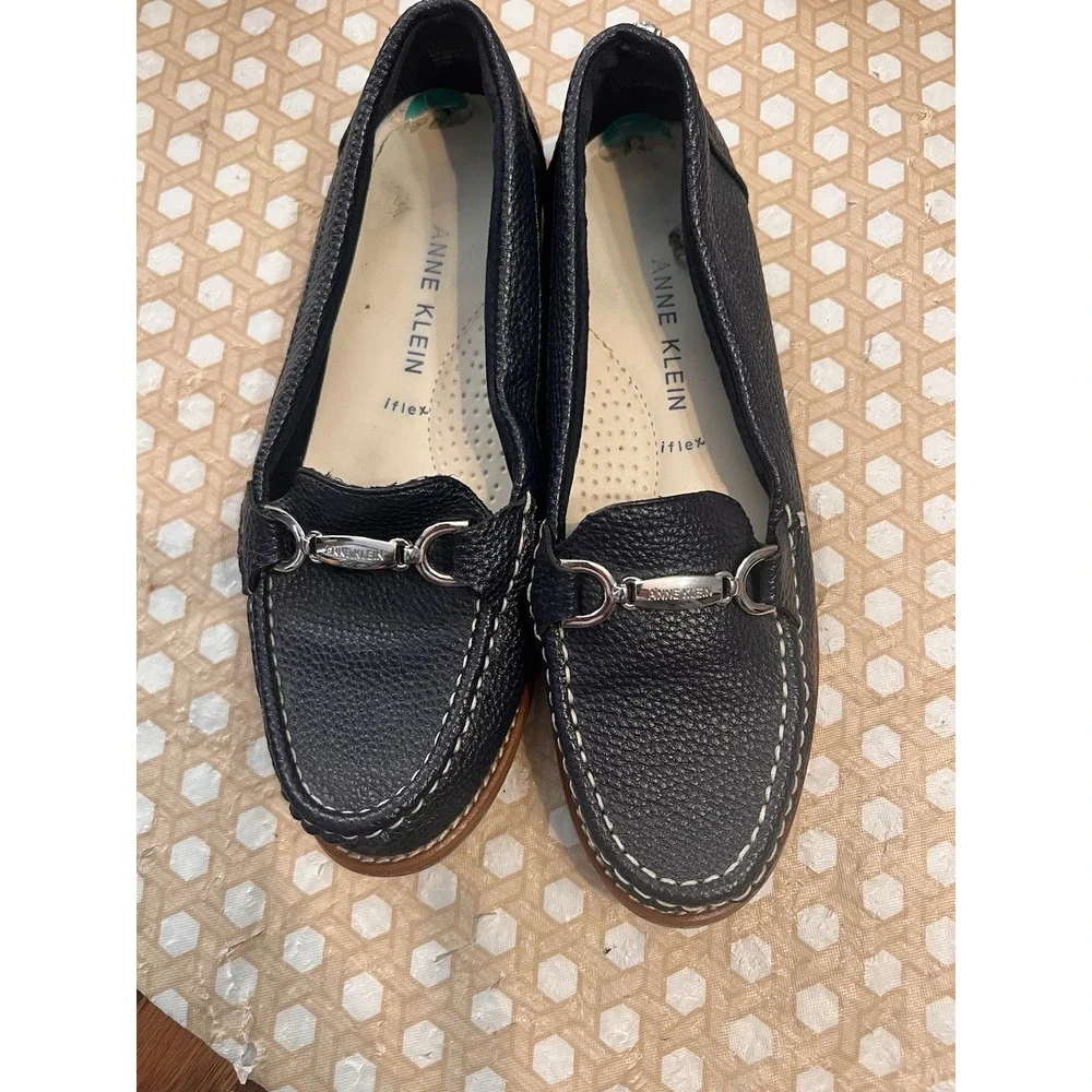 Anne Klein Navy Faux Leather Silver Detailing Loafers Size 8M